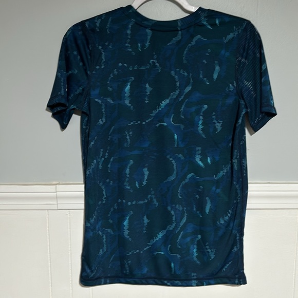 5 for $20! All in Motion Short Sleeve Moisture Wicking Tee size L 12-14 - Picture 4 of 4